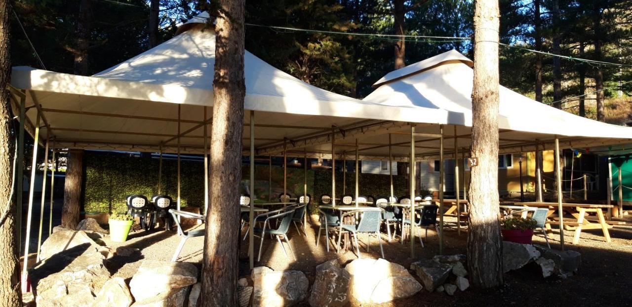 Camping La Source Sournia Exterior foto