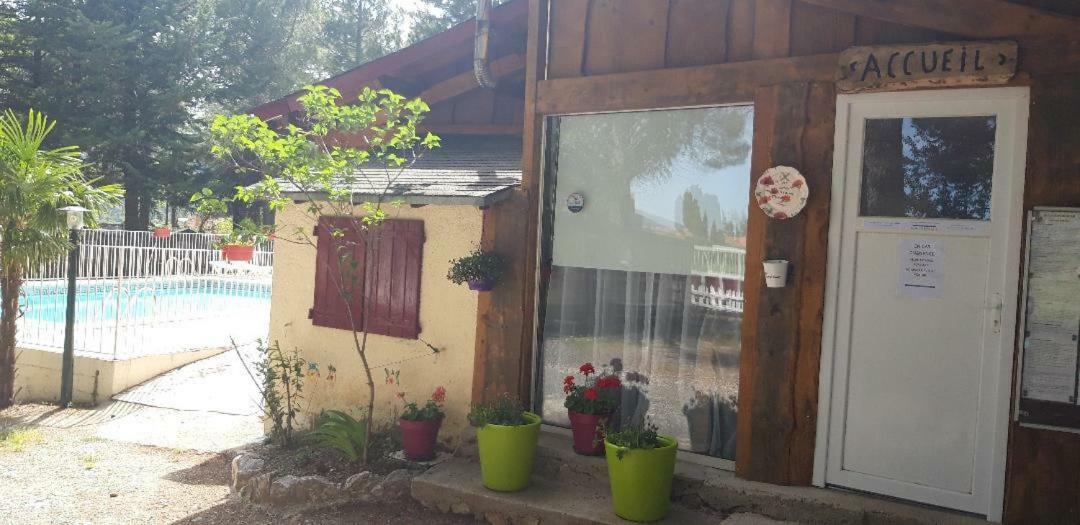 Camping La Source Sournia Exterior foto